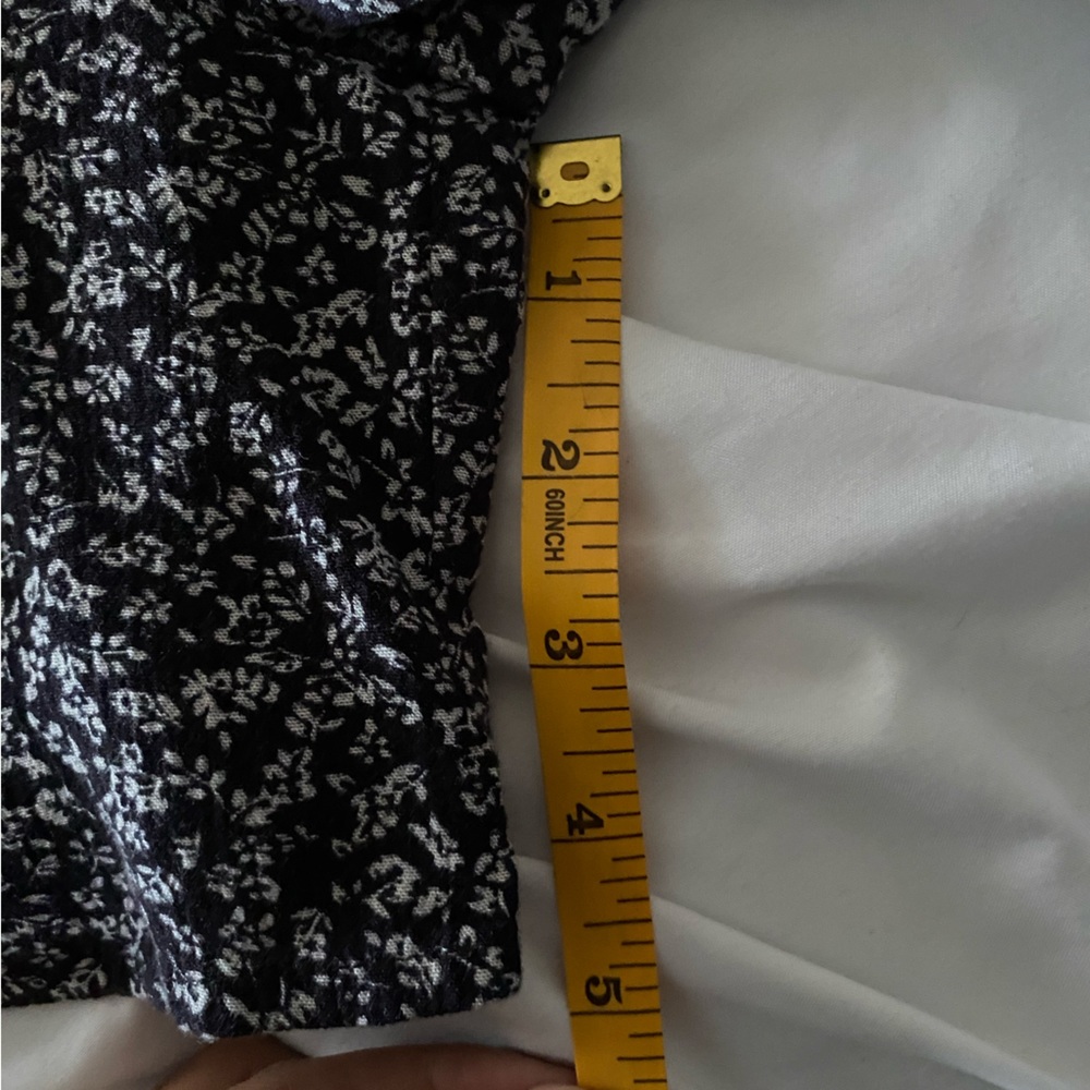 Flower Pattern Romper - Picture 9 of 9